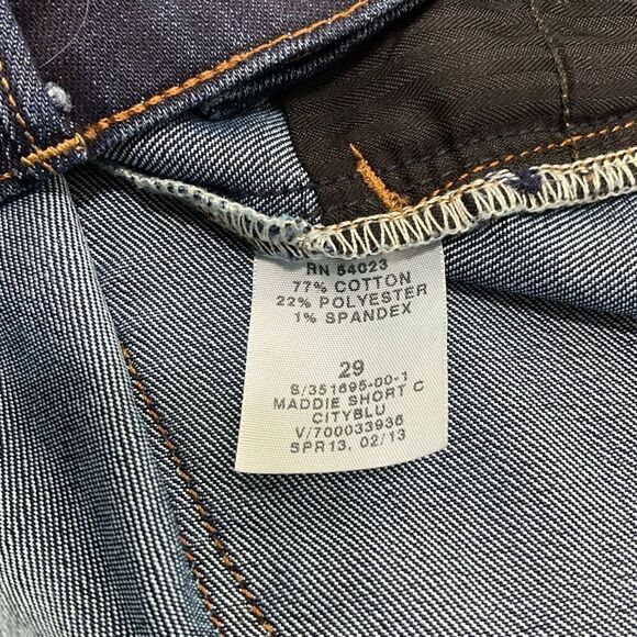 GAP Summer Cut Offs Jean Shorts - Picture 5 of 5